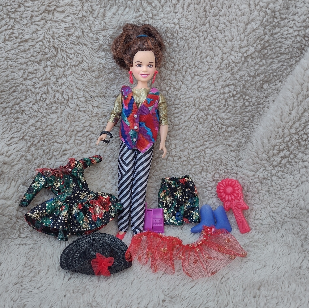 Vintage 1993 Six Lemure Doll Used Blossom